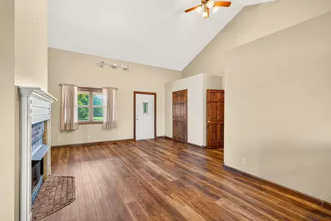 Living - 22209 Bolender Pontius Rd, Circleville, OH 43113 photo 4 of 4
