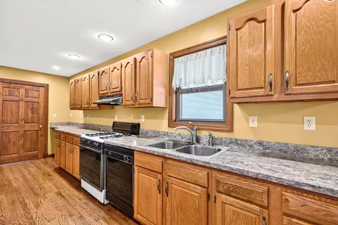 Kitchen - 22209 Bolender Pontius Rd, Circleville, OH 43113 photo 2 of 2