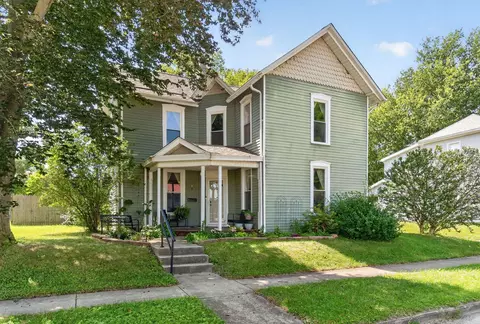 137 New St, Mount Sterling, OH 43143