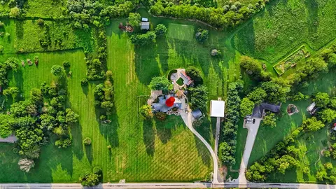 View/Area - 26741 Shoemaker Rd, Circleville, OH 43113 photo 2 of 7