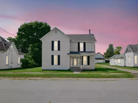 15 Maple St, Jeffersonville, OH 43128