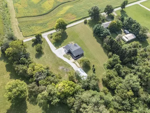 View/Area - 27695 Campbell Rd, Circleville, OH 43113 photo 5 of 8