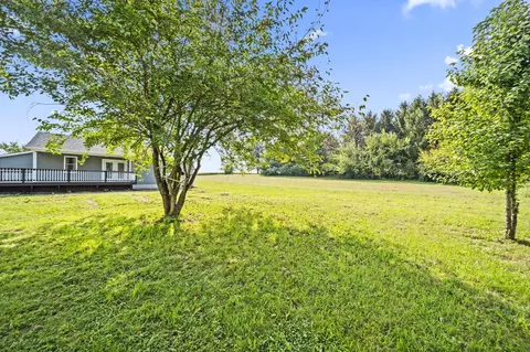 Exterior - 27695 Campbell Rd, Circleville, OH 43113 photo 11 of 14