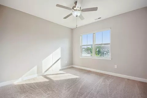 Bedroom - 6783 Corna Ct, Dublin, OH 43016 photo 3 of 9