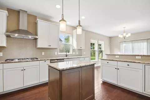 Kitchen - 6783 Corna Ct, Dublin, OH 43016 photo 1 of 3
