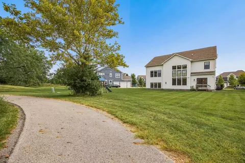 Exterior - 6783 Corna Ct, Dublin, OH 43016 photo 8 of 11