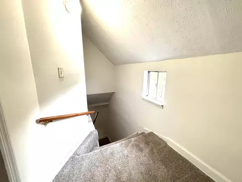 Entry Way - 417 Half Ave, Circleville, OH 43113 photo 2 of 2