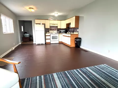 Kitchen - 417 Half Ave, Circleville, OH 43113 photo 2 of 2