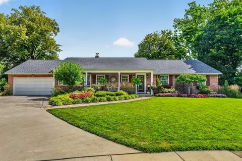 3430 Stonehenge Ct, Columbus, OH 43221