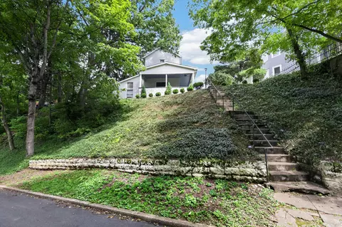 Exterior - 352 Mound St, Logan, OH 43138 photo 4 of 13