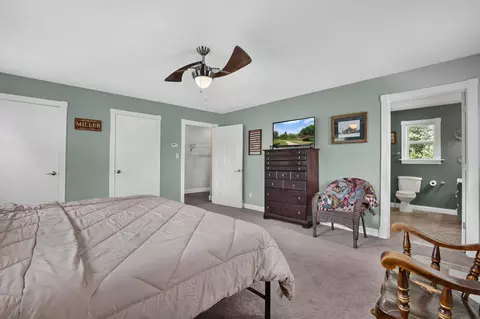 Bedroom - 352 Mound St, Logan, OH 43138 photo 7 of 8