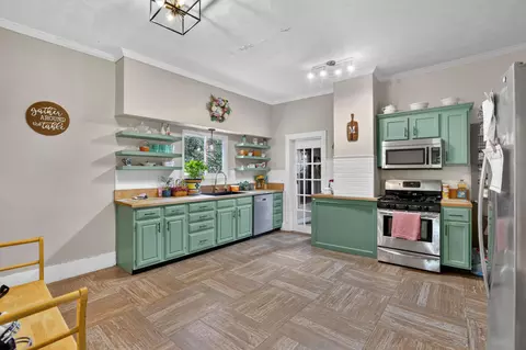 Kitchen - 352 Mound St, Logan, OH 43138 photo 1 of 6