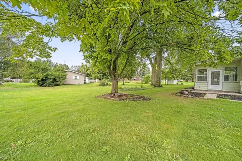 Exterior - 2945 Fairway Dr, Marion, OH 43302 photo 13 of 16
