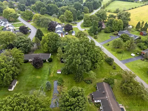 View/Area - 2945 Fairway Dr, Marion, OH 43302 photo 6 of 8