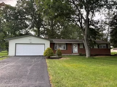 2945 Fairway Dr, Marion, OH 43302 photo 1