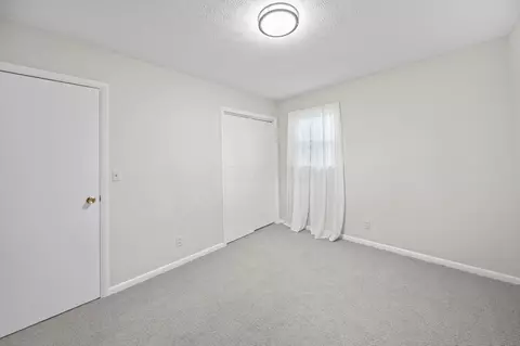 Bedroom - 2945 Fairway Dr, Marion, OH 43302 photo 5 of 9