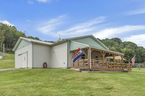 9065 Clay Pike Rd, Chandlersville, OH 43727