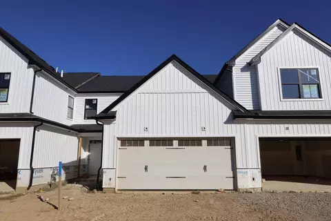5767 Dutch Ln, Powell, OH 43065