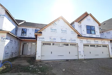5767 Dutch Ln, Powell, OH 43065