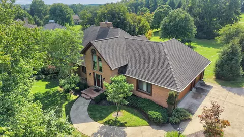 227 Bryn Du Dr, Granville, OH 43023