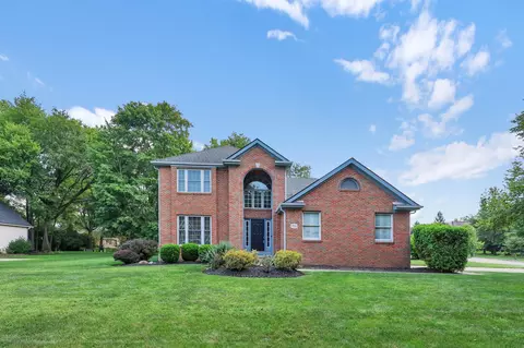 1306 Dobbins Dr, New Albany, OH 43054