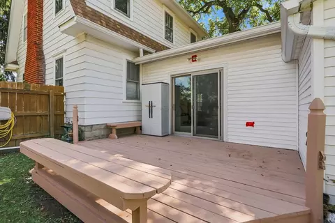 Exterior - 945 Uncapher Ave, Marion, OH 43302 photo 7 of 10