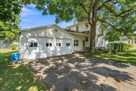 Exterior - 945 Uncapher Ave, Marion, OH 43302 photo 3 of 10