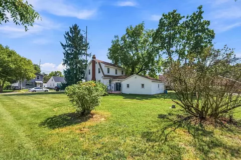 Exterior - 945 Uncapher Ave, Marion, OH 43302 photo 5 of 10