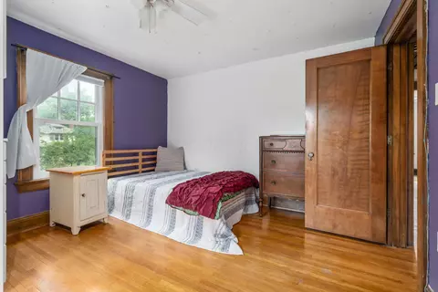 Bedroom - 2191 Bryden Rd, Bexley, OH 43209 photo 2 of 9