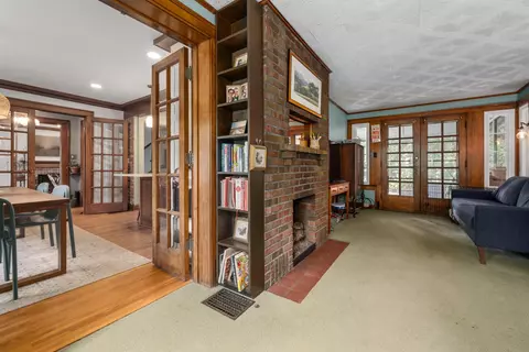 Entry Way - 2191 Bryden Rd, Bexley, OH 43209 photo 2 of 3