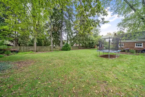 Exterior - 2191 Bryden Rd, Bexley, OH 43209 photo 12 of 22