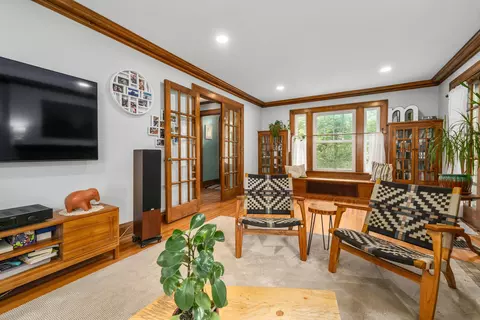 Living - 2191 Bryden Rd, Bexley, OH 43209 photo 5 of 6