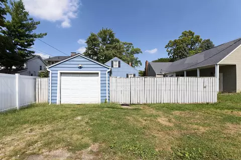 Exterior - 577 E Weber Rd, Columbus, OH 43202 photo 6 of 7