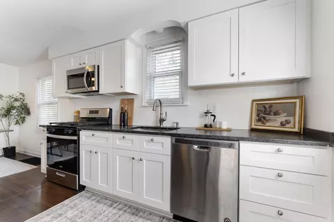 Kitchen - 577 E Weber Rd, Columbus, OH 43202 photo 3 of 3