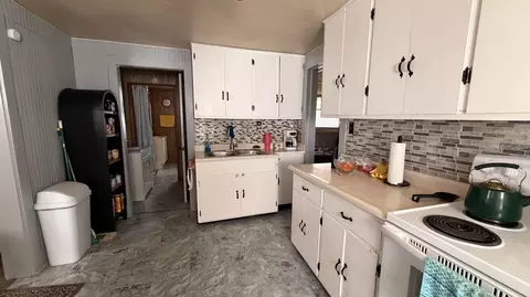 Kitchen - 996 3rd St, Logan, OH 43138 photo 2 of 2