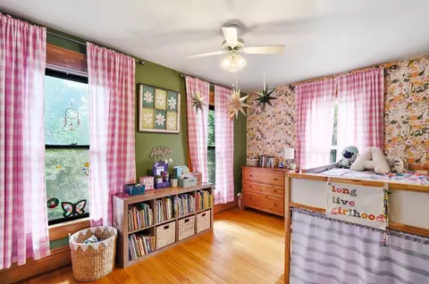 Bedroom - 211 S Main St, Prospect, OH 43342 photo 11 of 12
