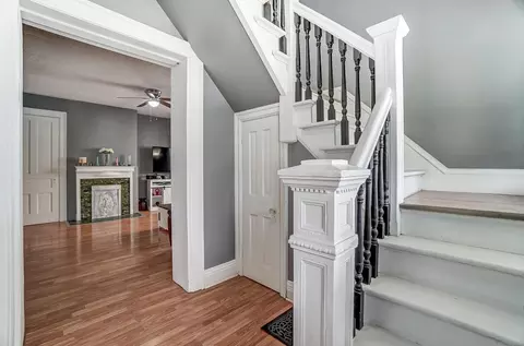 Entry Way - 127 E Grand Ave, Springfield, OH 45505 photo 2 of 9