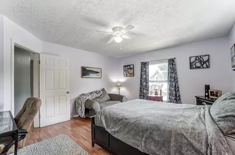 Bedroom - 127 E Grand Ave, Springfield, OH 45505 photo 2 of 7