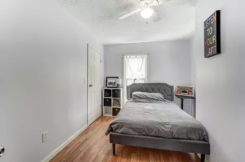 Bedroom - 127 E Grand Ave, Springfield, OH 45505 photo 6 of 7