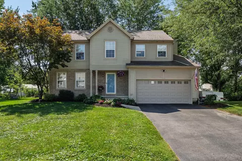153 Drakewood Rd, Westerville, OH 43081