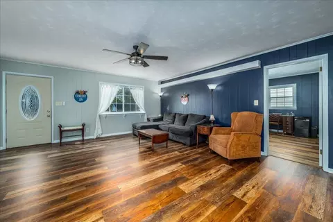 Living - 136 Hayward Ave, Circleville, OH 43113 photo 1 of 3