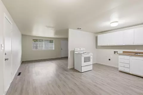 Living - 3596 E Dublin Granville Rd, Westerville, OH 43081 photo 8 of 8