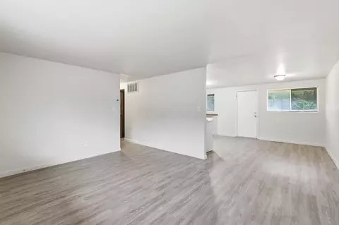 Living - 3596 E Dublin Granville Rd, Westerville, OH 43081 photo 5 of 8