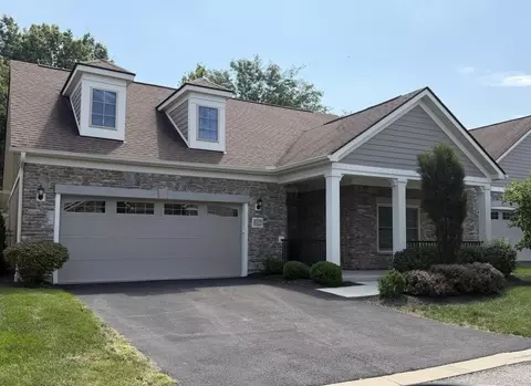 226 Wellspring Ln, Powell, OH 43065