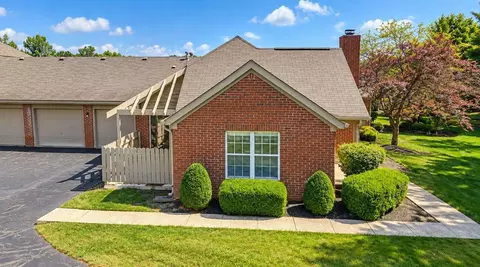 3887 Oakbrook Ln, Powell, OH 43065