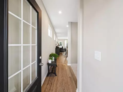 Entry Way - 36 Oldham Ct, Delaware, OH 43015 photo 1 of 2