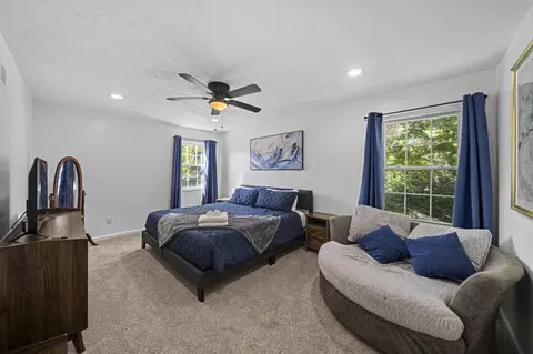 Bedroom - 5515 Glasgow Pl, Columbus, OH 43235 photo 3 of 11