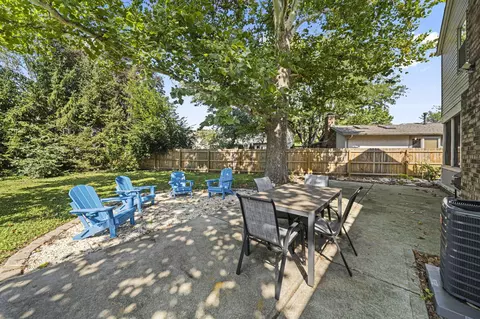 Exterior - 5515 Glasgow Pl, Columbus, OH 43235 photo 12 of 21