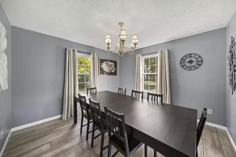 Dining - 5515 Glasgow Pl, Columbus, OH 43235 photo 4 of 5