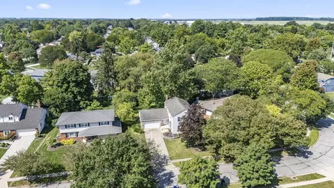 View/Area - 5515 Glasgow Pl, Columbus, OH 43235 photo 3 of 11